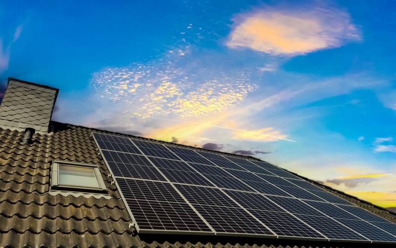 Gebouwbranden met zonnepanelen voor het eerst in kaart gebracht