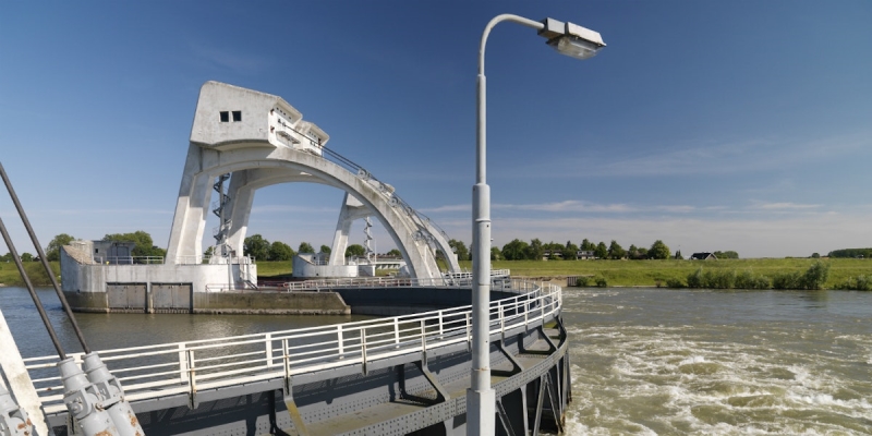 Meerjarenoverzicht vernieuwingsopgave bruggen, tunnels en sluizen