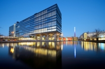 Met slimme superbatterij netcongestie op industrieterreinen en campussen oplossen