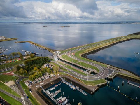Rijkswaterstaat gunt vernieuwing vier Zeeuwse sluizen aan STROOOM